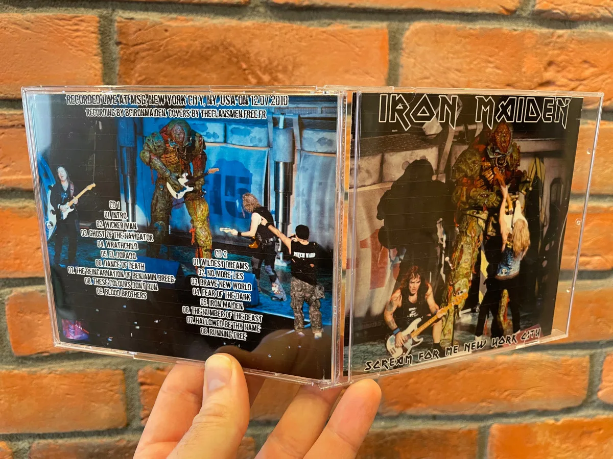 Iron Maiden, New York 2010: the physical release in hand