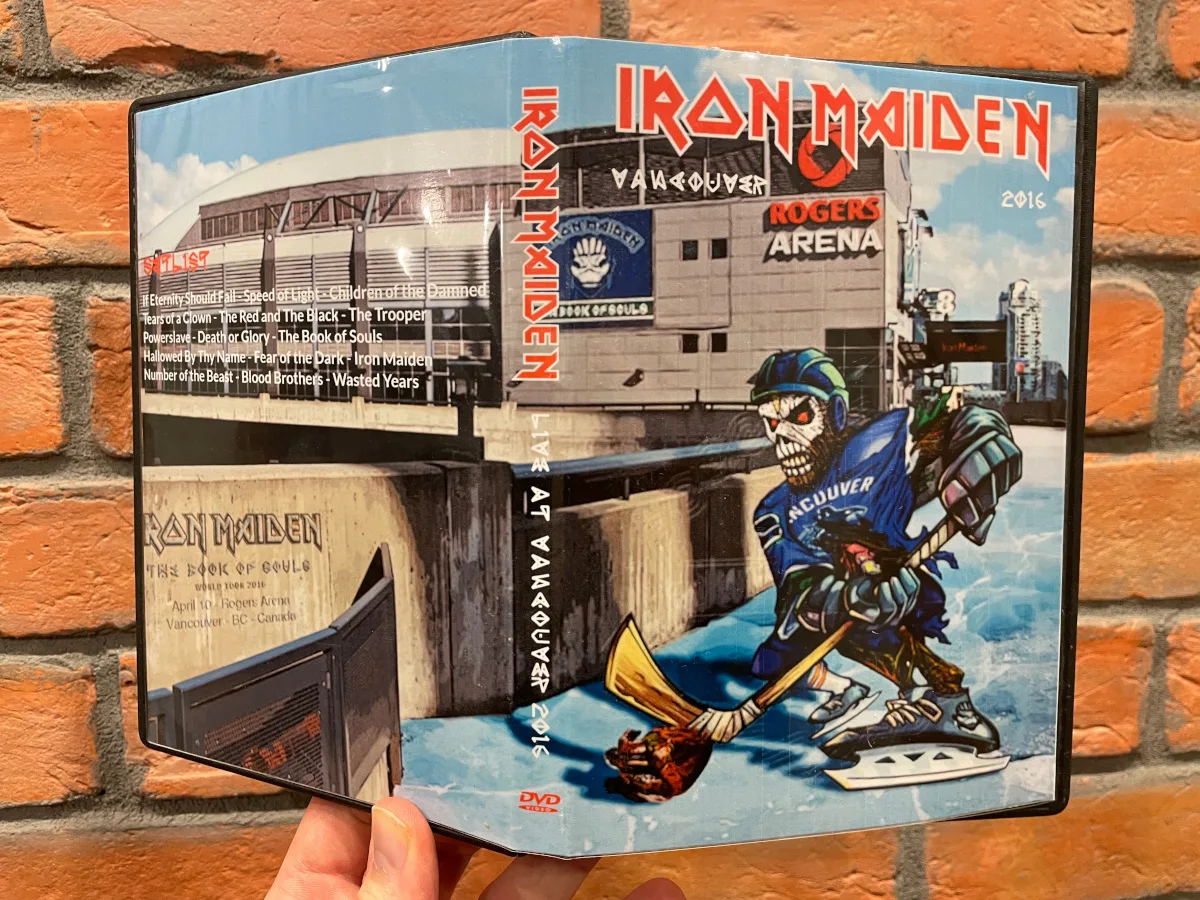 Iron Maiden, Vancouver 2016: the physical release in hand