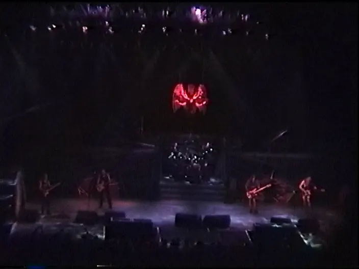 Iron Maiden, Bakersfield 2000: video stills, still 1