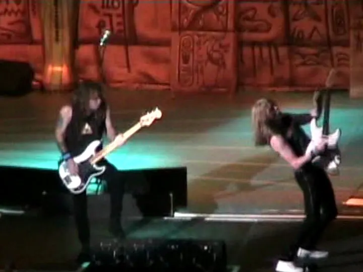 Iron Maiden, East Rutherford 2008: video stills, still 2