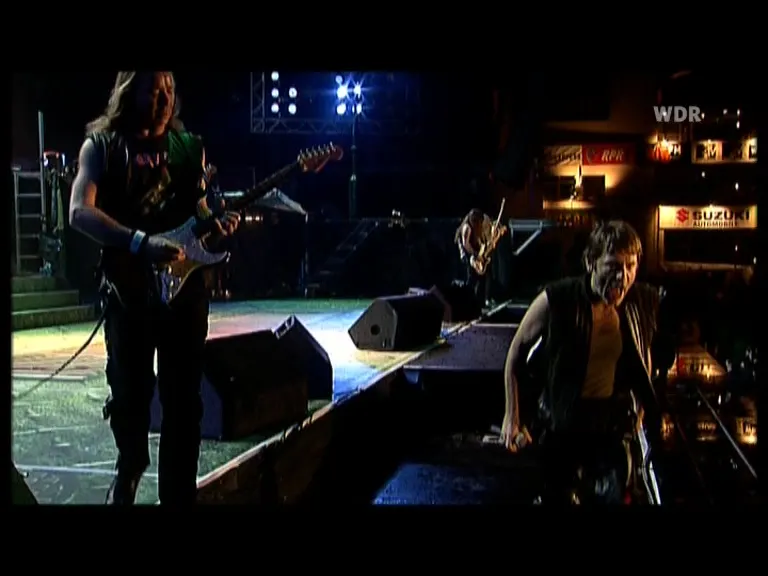 Iron Maiden, Nurburgring 2005: video stills, still 2
