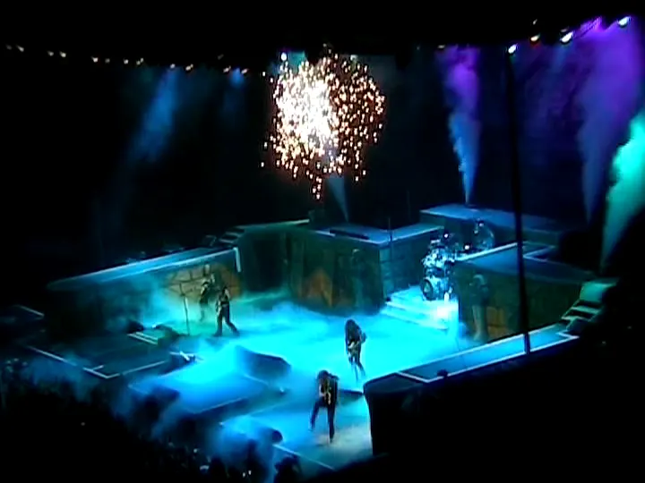 Iron Maiden, East Rutherford 2008: video stills, still 5